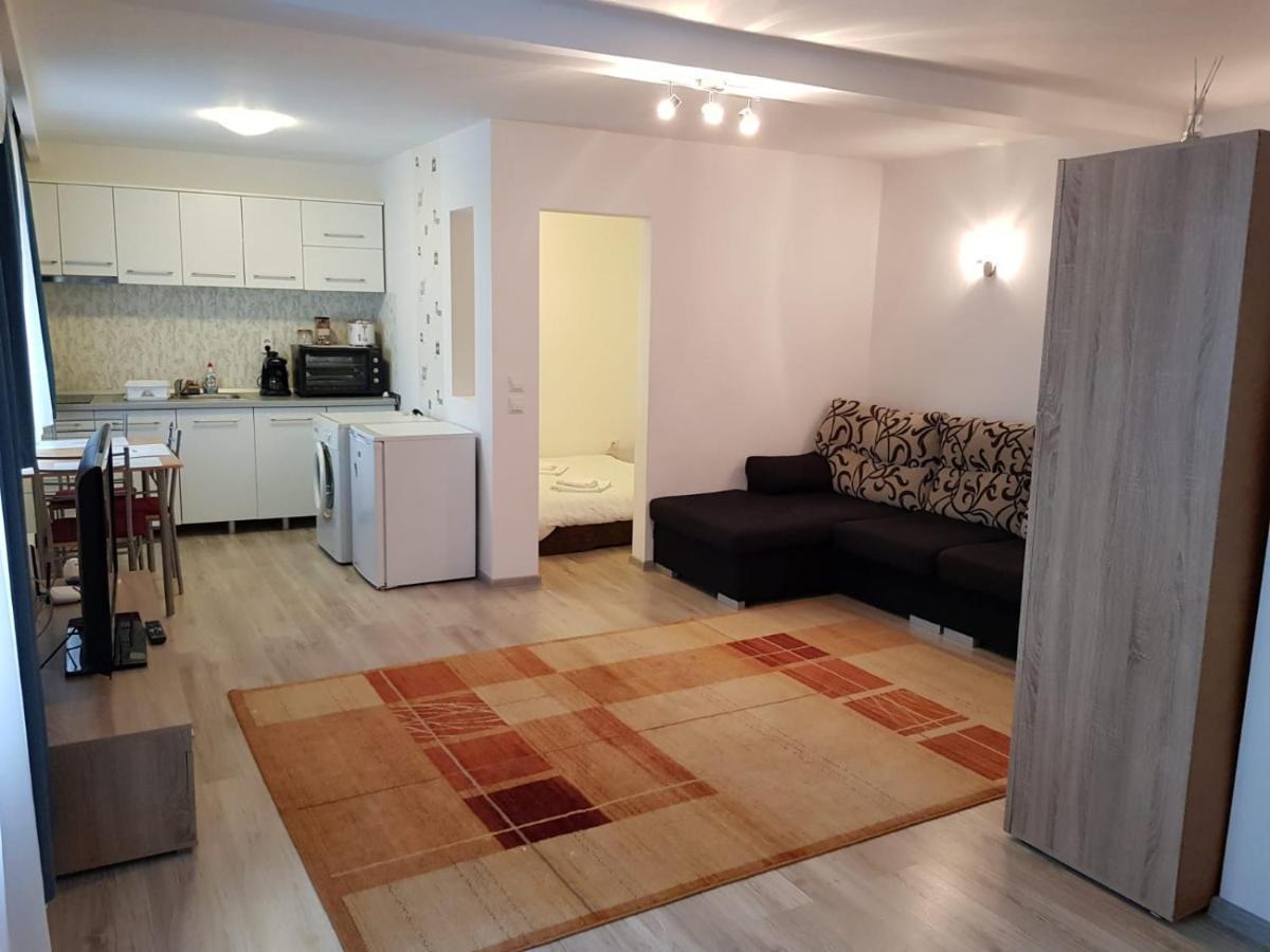 Apartament 4 Central Marosvásárhely Kültér fotó