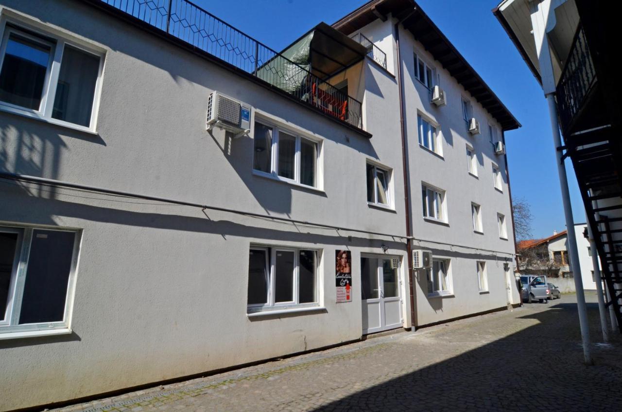 Apartament 4 Central Marosvásárhely Kültér fotó